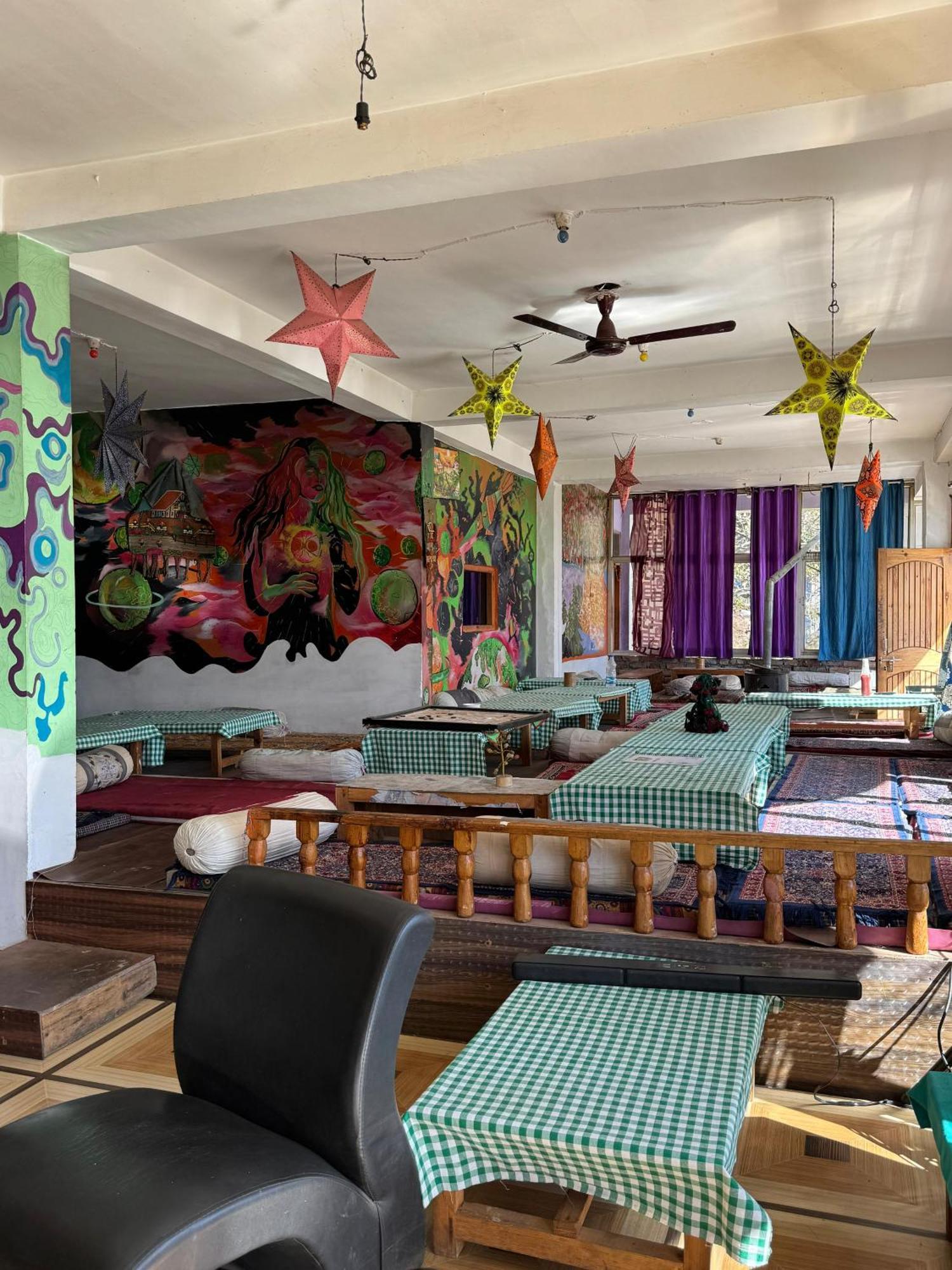 Hotel 19 Tosh Extérieur photo
